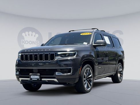 Used 2022 Jeep Wagoneer Series III w/ Premium Group I AWD/4WD image 1