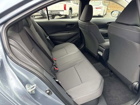 Used 2025 Toyota Corolla LE image 11
