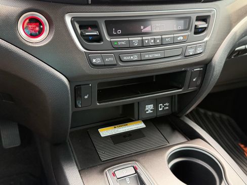 Used 2022 Honda Passport TrailSport image 26
