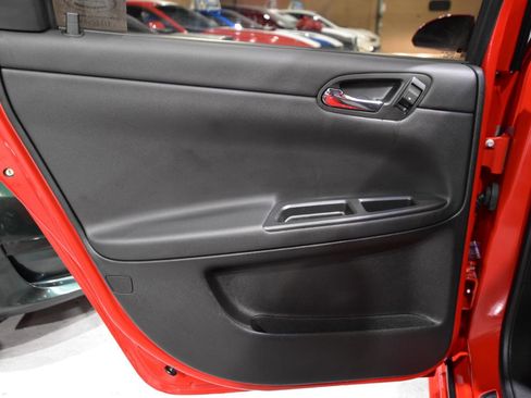 Used 2012 Chevrolet Impala LT image 32