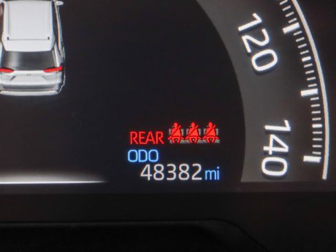 Used 2023 Toyota RAV4 LE AWD/4WD image 16