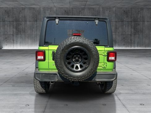 Used 2018 Jeep Wrangler Unlimited Sport S AWD/4WD image 4