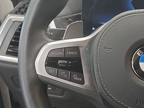 Used 2026 BMW X5 sDrive40i w/ M Sport Package image 13