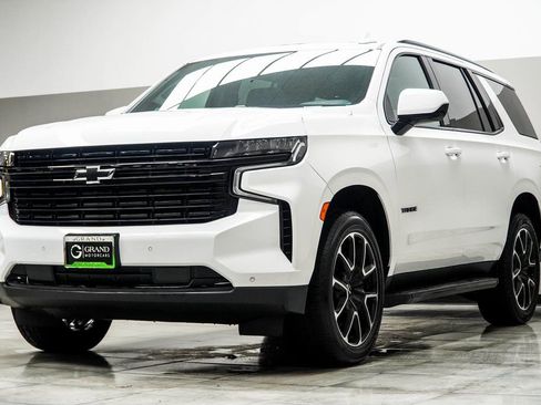 Used 2023 Chevrolet Tahoe RST AWD/4WD image 9