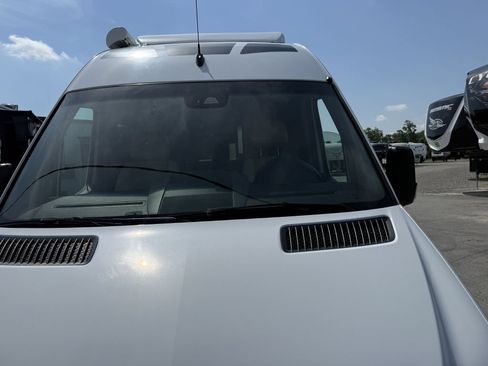 Used 2017 Mercedes-Benz Sprinter 3500 image 30