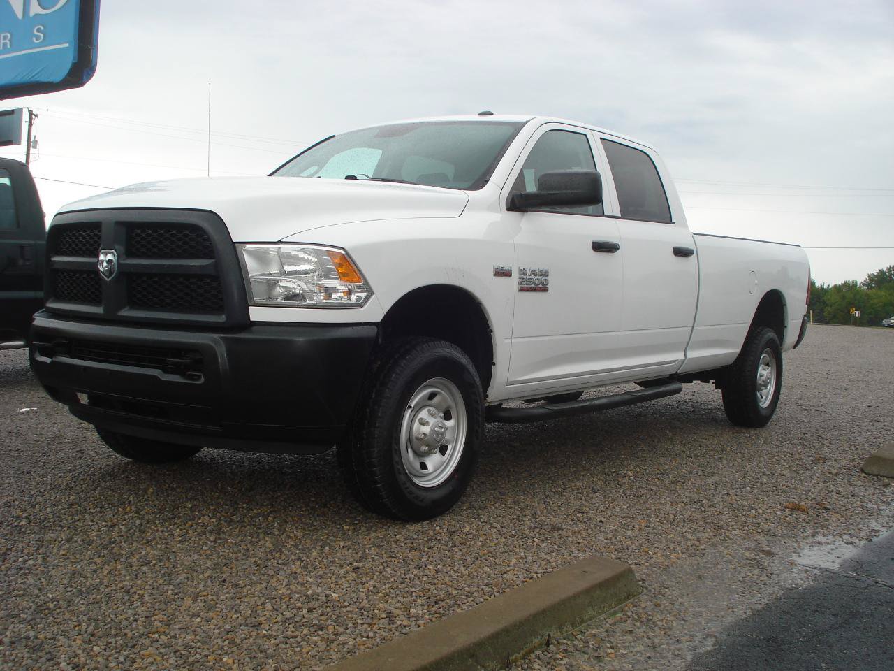 Used 2017 RAM 2500 Tradesman w/ Protection Group AWD/4WD image 5