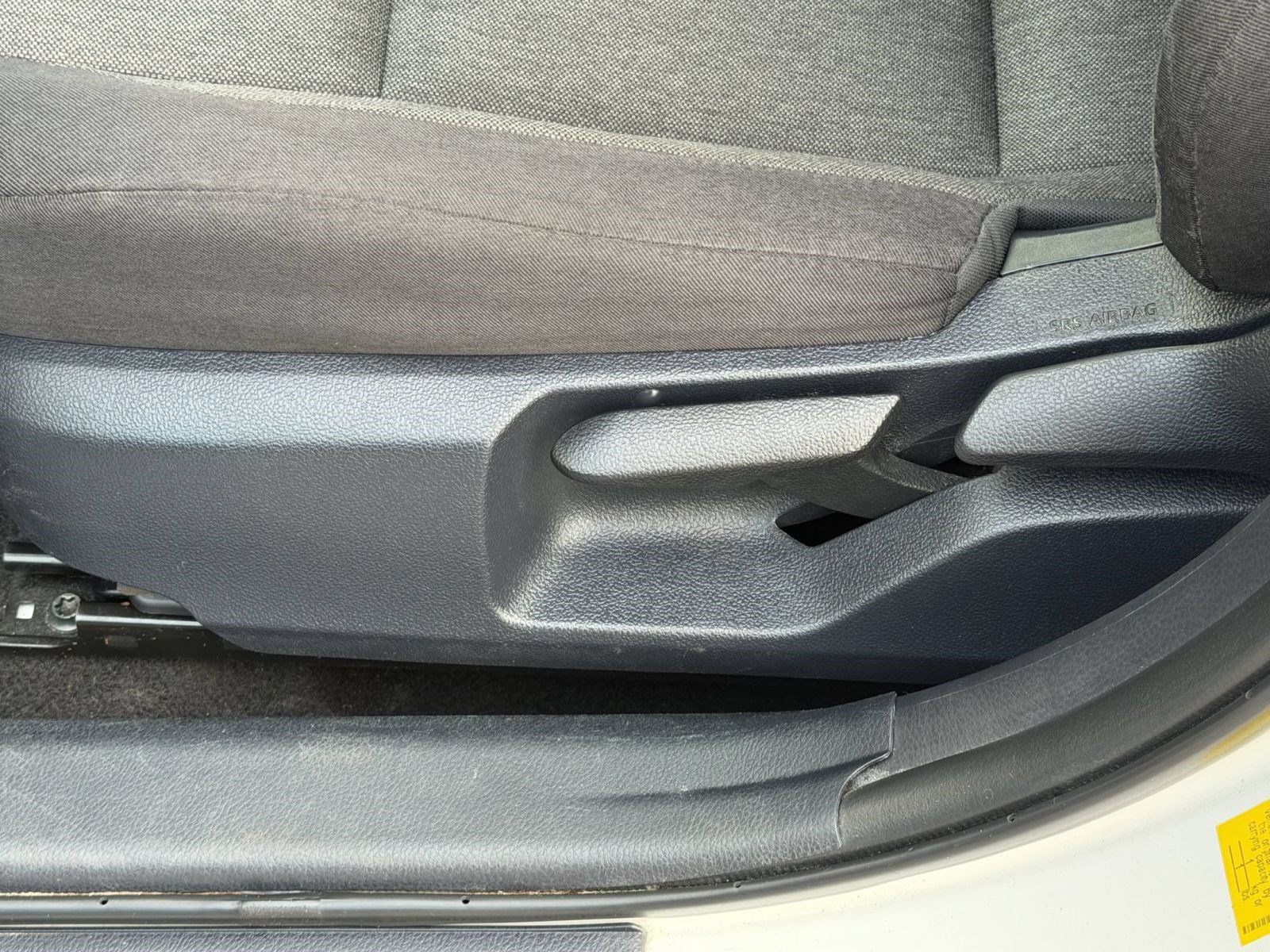 Used 2025 Toyota Camry LE FWD image 16