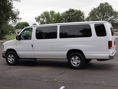 Used 2010 Ford E-350 and Econoline 350 XLT RWD image 8