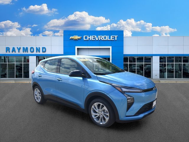 New 2027 Chevrolet Bolt LT w/ Comfort Package FWD image 11