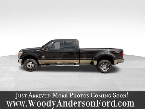 Used 2013 Ford F350 Lariat w/ Lariat Interior Pkg image 3