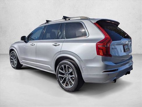 Used 2019 Volvo XC90 T5 Momentum image 9