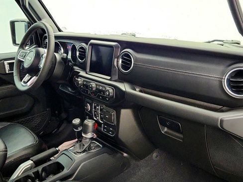 Used 2023 Jeep Wrangler Sahara image 26