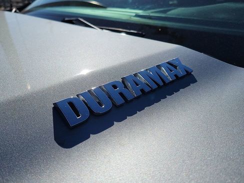 Used 2025 Chevrolet Silverado 1500 LT image 7