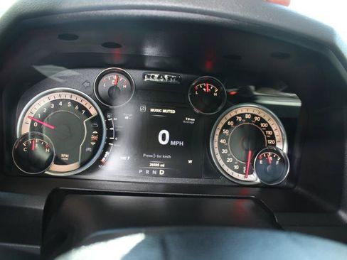 Used 2018 RAM 1500 Big Horn RWD image 29