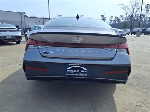 New 2026 Hyundai Elantra Sport image 3