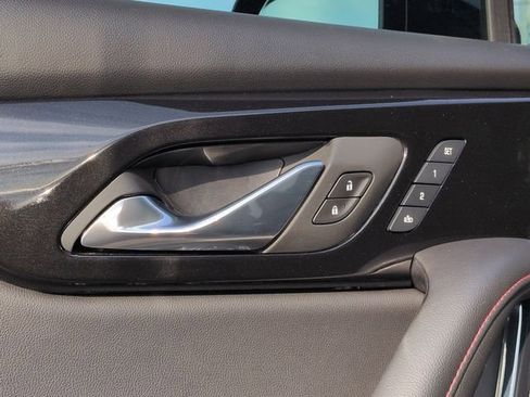 Certified 2024 Chevrolet Blazer RS w/ Driver Confidence II Package image 21