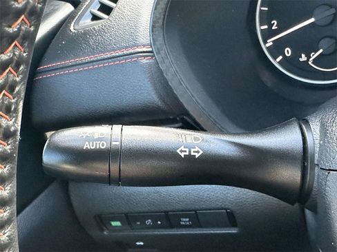 Certified 2025 Nissan Sentra SR w/ SR Premium Package image 34