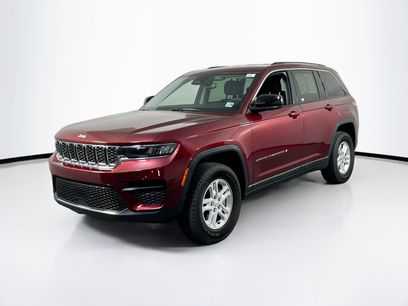 Used 2023 Jeep Grand Cherokee Laredo w/ Luxury Tech Group I