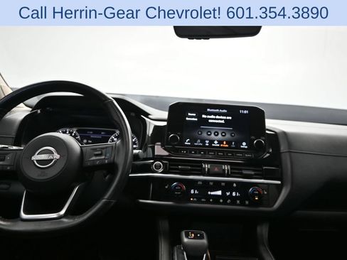 Used 2023 Nissan Pathfinder SL w/ SL Premium Package FWD image 20