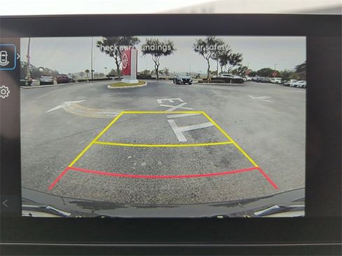 Used 2025 Hyundai Tucson SE image 29