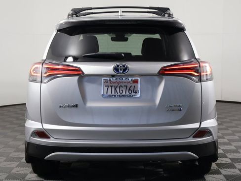 Used 2016 Toyota RAV4 Limited w/ Advanced Technology Package AWD/4WD image 5