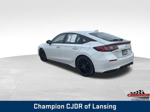 Used 2024 Honda Civic Sport image 3