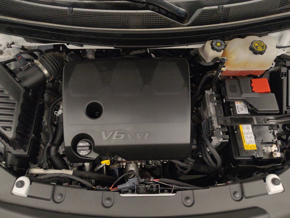 Used 2023 Chevrolet Traverse LT w/ LPO, Floor Liner Package AWD/4WD image 30