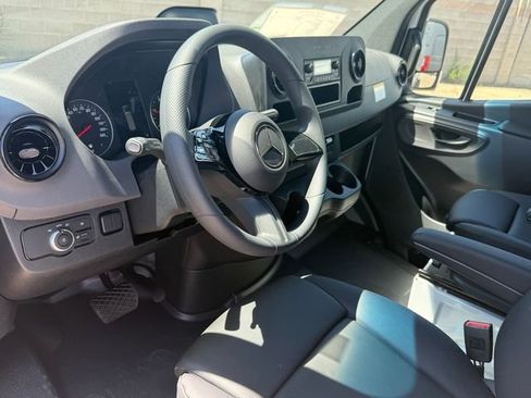 New 2026 Mercedes-Benz Sprinter 2500 image 10