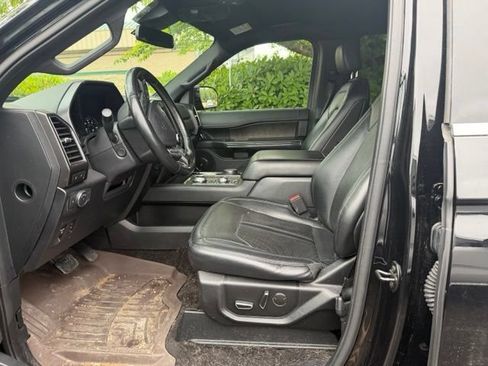 Used 2018 Ford Expedition Limited AWD/4WD image 4