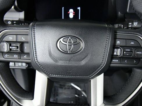 New 2026 Toyota 4Runner Trailhunter image 2