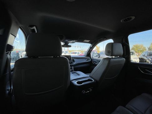 Used 2022 GMC Yukon XL SLE w/ Max Trailering Package image 25