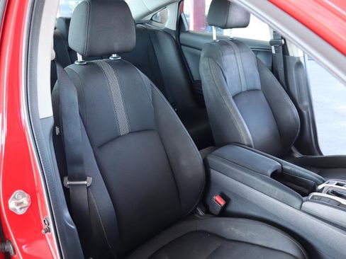 Used 2018 Honda Civic EX image 36