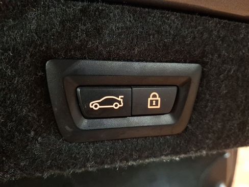 Used 2022 BMW 540i xDrive w/ Convenience Package image 24