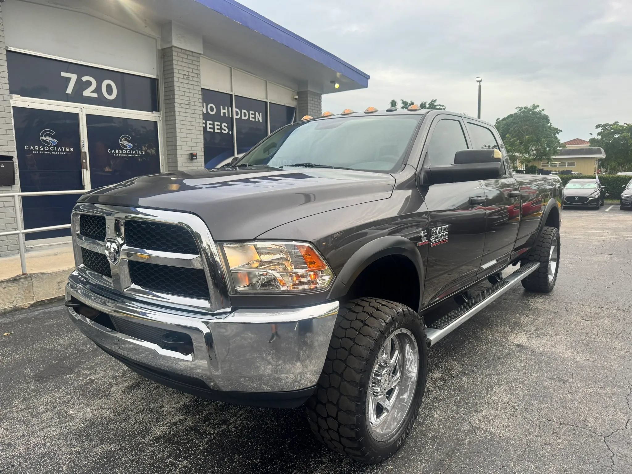 Used 2018 RAM 2500 Tradesman w/ Chrome Appearance Group AWD/4WD image 1