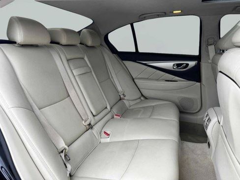 Used 2020 INFINITI Q50 Luxe w/ Essential Package (3.0T Luxe) RWD image 37