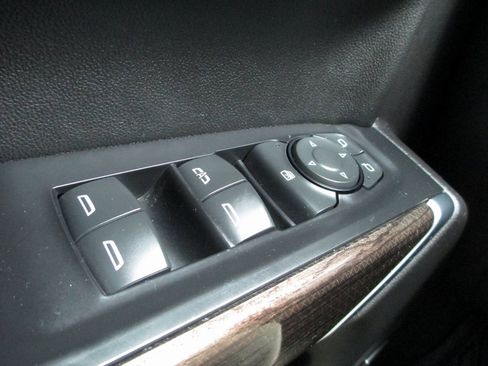 Used 2021 Chevrolet Silverado 1500 LT Trail Boss w/ LT Trail Boss Premium Package image 26