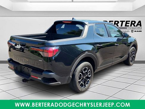 Used 2024 Hyundai Santa Cruz SEL AWD/4WD image 6