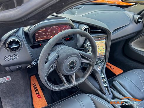 Used 2018 McLaren 720S Luxury image 30