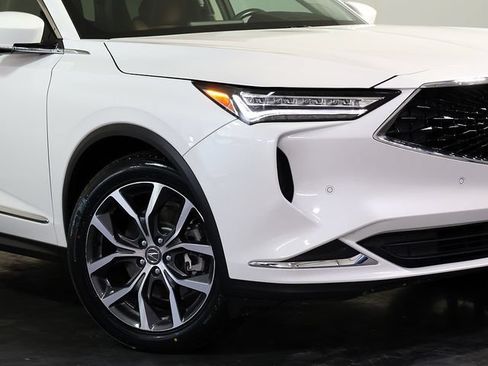 Certified 2024 Acura MDX SH-AWD w/ Technology Package image 8
