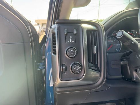 Used 2019 Chevrolet Silverado 2500 LTZ w/ LTZ Plus Package image 19