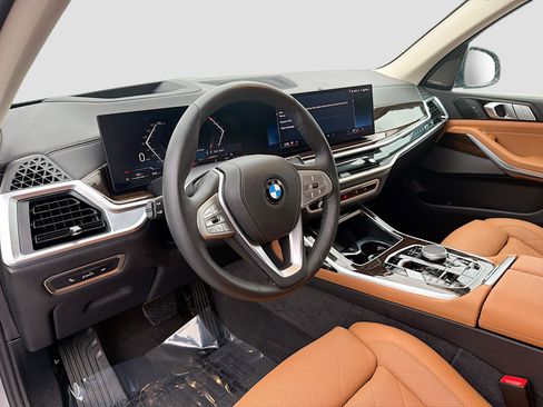 Certified 2026 BMW X7 xDrive40i image 29