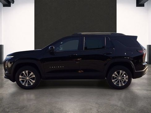 Used 2025 Chevrolet Equinox LT w/ Convenience Package II FWD image 2
