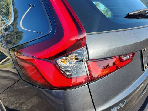 Used 2024 Honda CR-V LX image 15