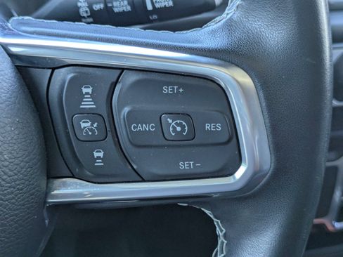 Used 2021 Jeep Wrangler Unlimited Sahara w/ Safety Group AWD/4WD image 13