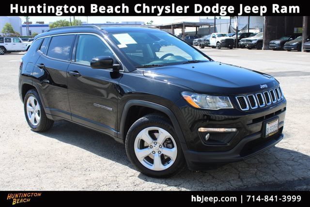 Used 2019 Jeep Compass Latitude w/ Popular Equipment Group FWD image 1