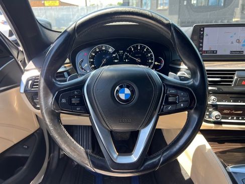 Used 2017 BMW 530i RWD image 39