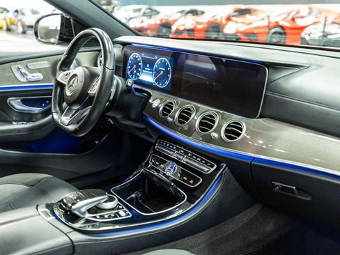 Used 2017 Mercedes-Benz E 43 AMG 4MATIC Sedan image 11