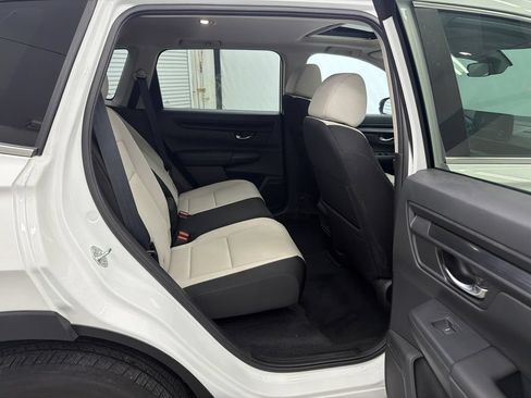 Used 2024 Honda CR-V EX image 16