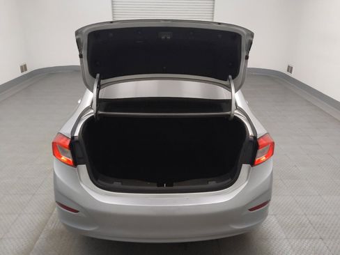 Used 2019 Chevrolet Cruze LS FWD image 29