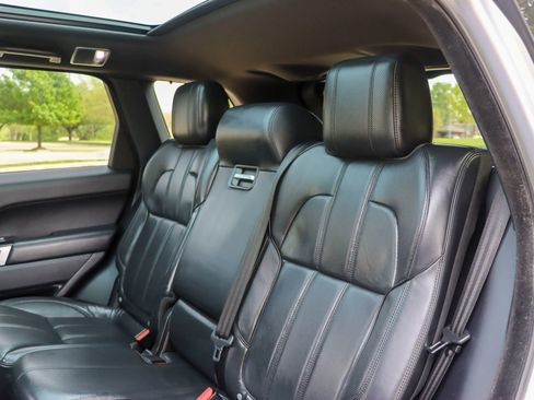 Used 2016 Land Rover Range Rover Sport HSE image 16